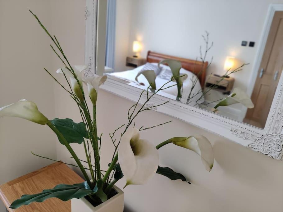 הרן ביי Escape To The Coast In A Luxurious Private Apartment מראה חיצוני תמונה