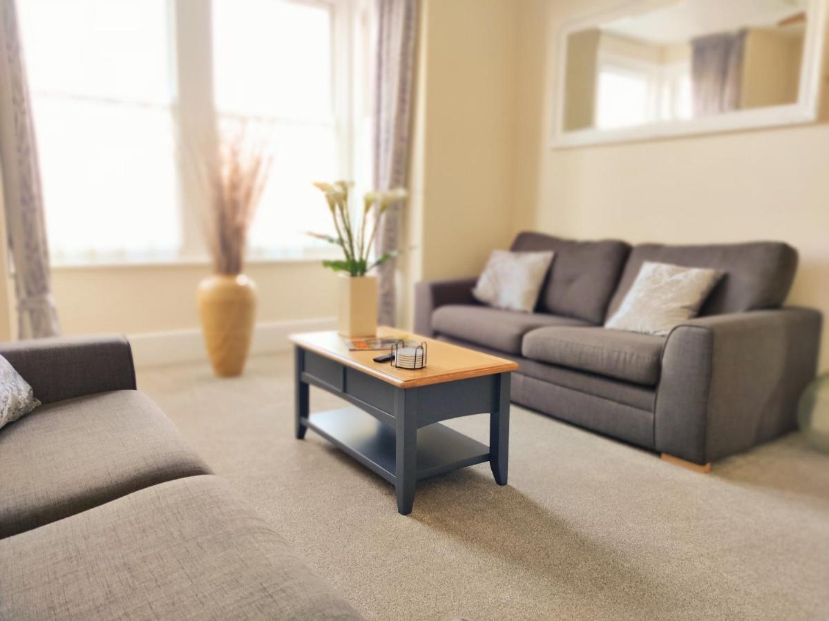 הרן ביי Escape To The Coast In A Luxurious Private Apartment מראה חיצוני תמונה
