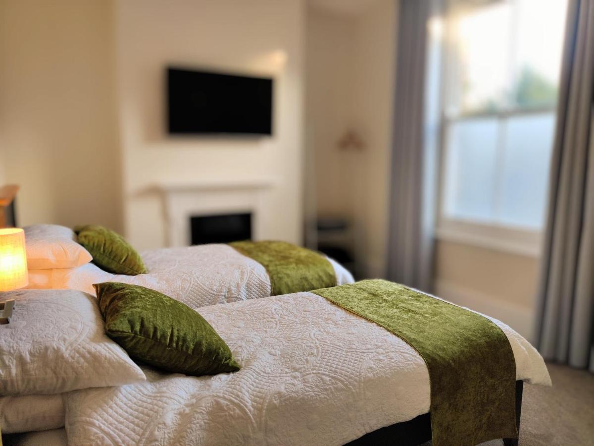 הרן ביי Escape To The Coast In A Luxurious Private Apartment מראה חיצוני תמונה